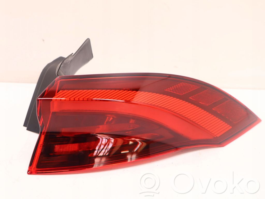Maserati Grecale Luz trasera/de freno 