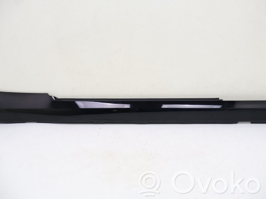 Chevrolet Camaro Front sill (body part) 