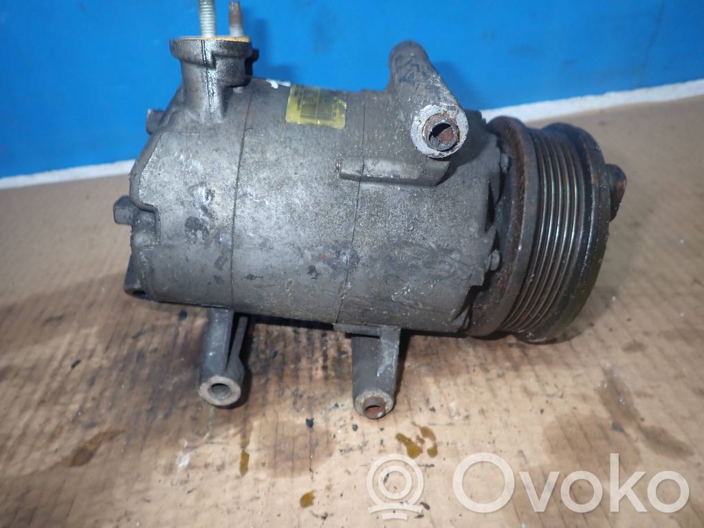 Land Rover Freelander 2 - LR2 Air conditioning (A/C) compressor (pump) 