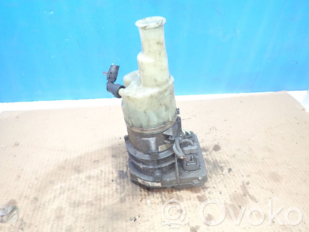 Ford Mondeo MK IV Power steering pump 