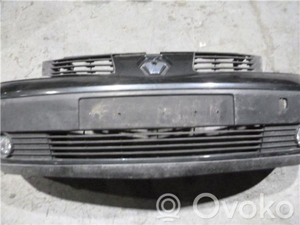 Renault Espace IV Parachoques delantero 