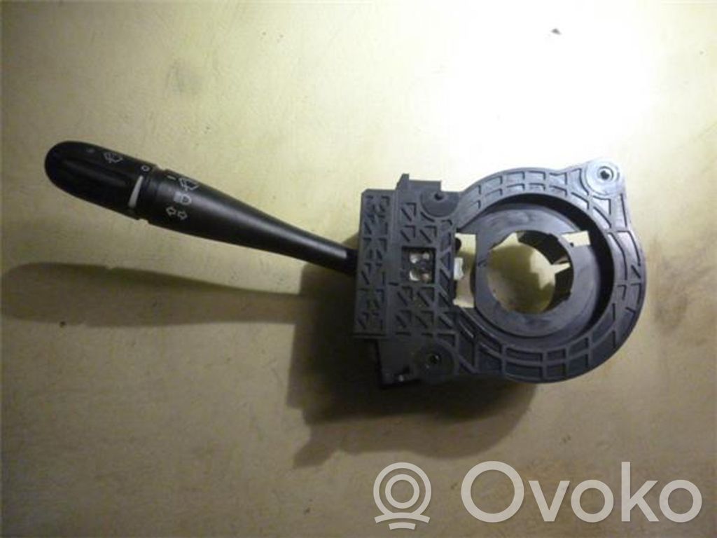 Chrysler Voyager Interruptor de control multifunción 