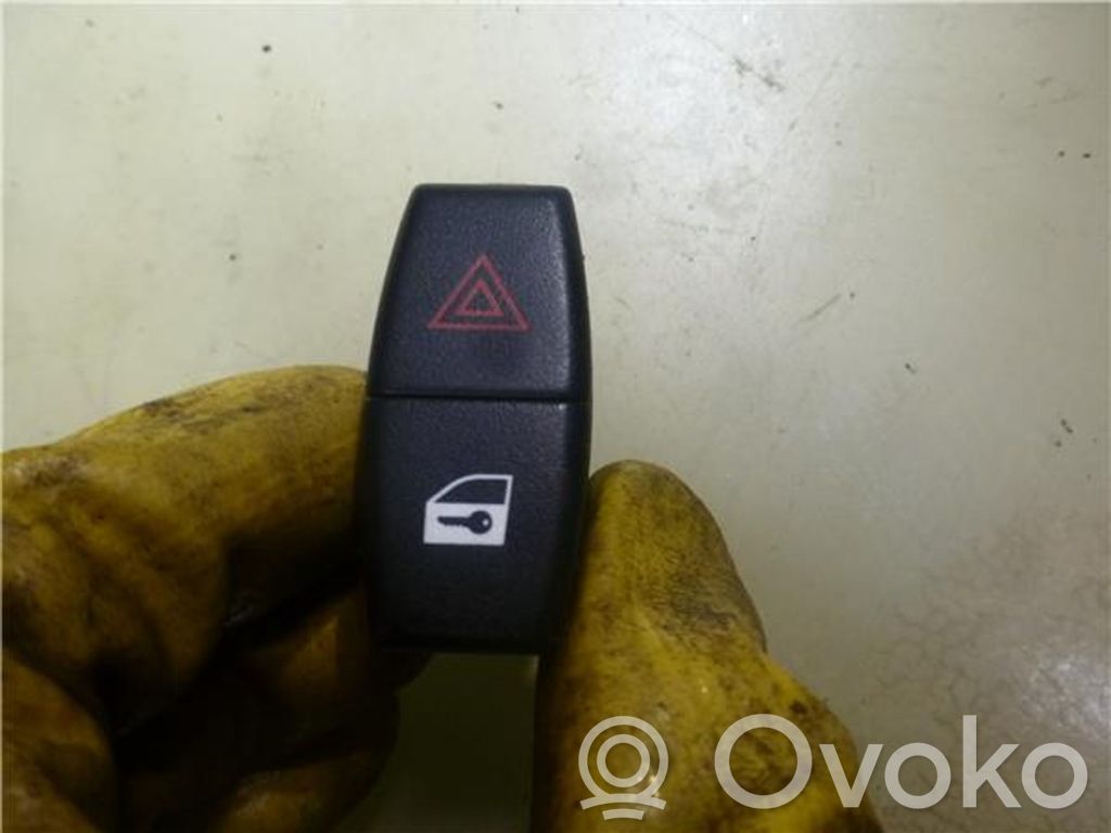 Botón interruptor de luz de peligro   61316919506