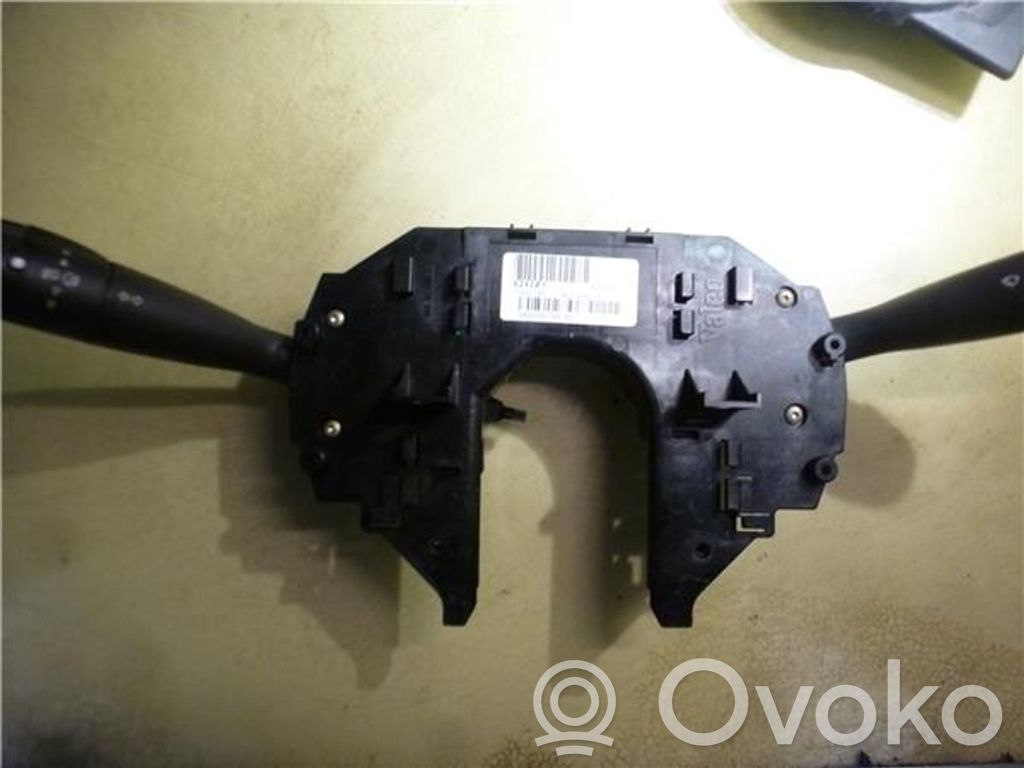 Citroen C4 I Interruptor de control multifunción 