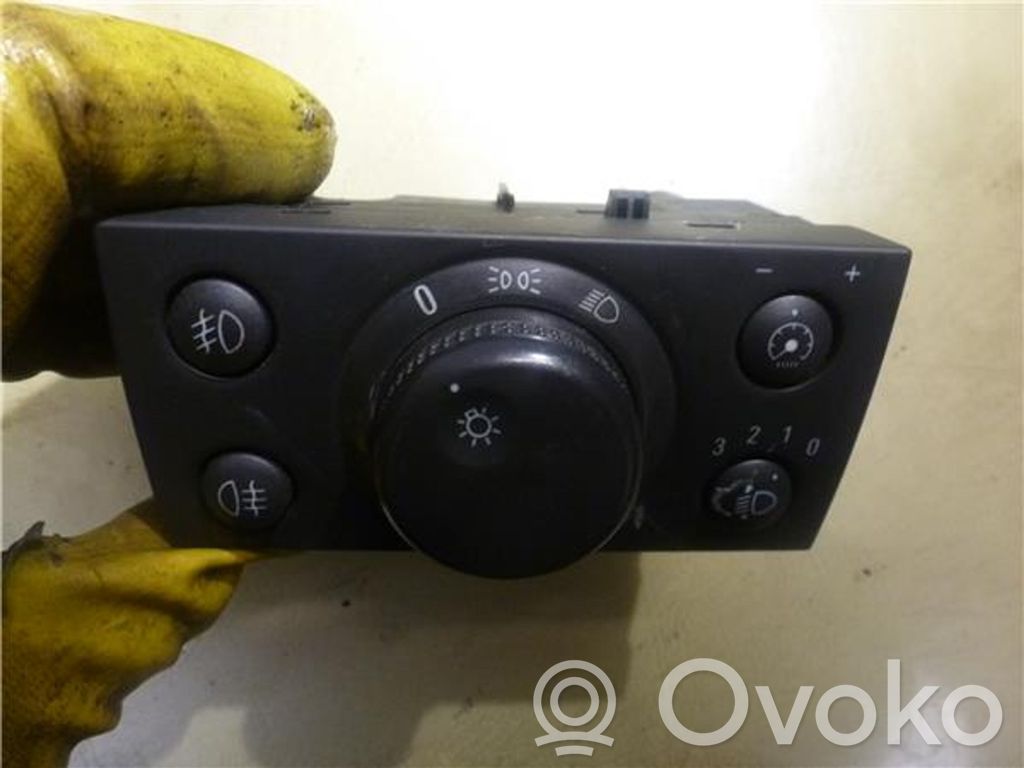 Opel Vectra C Light switch 