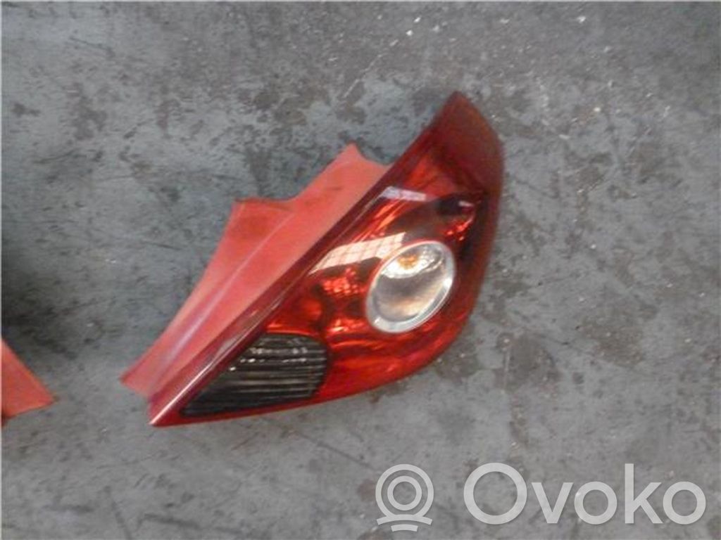 Opel Corsa D Takavalon polttimo 