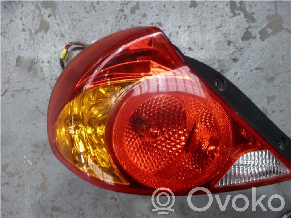 Lámpara de faros/luces traseros
