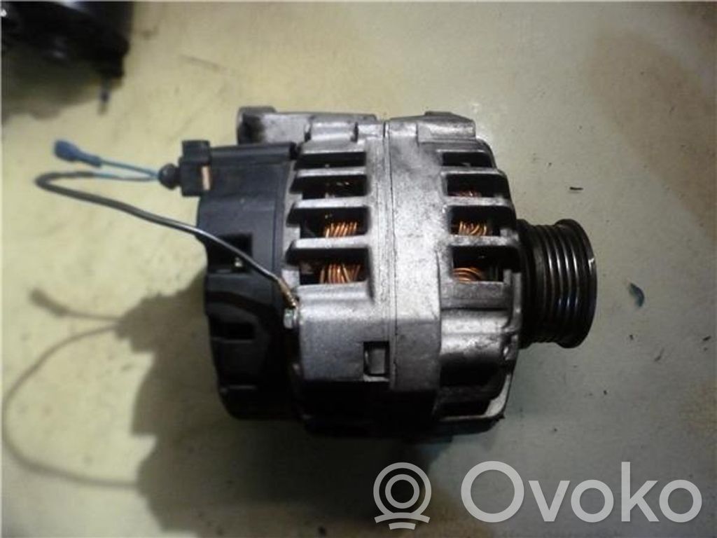 Audi A4 S4 B5 8D Alternador 