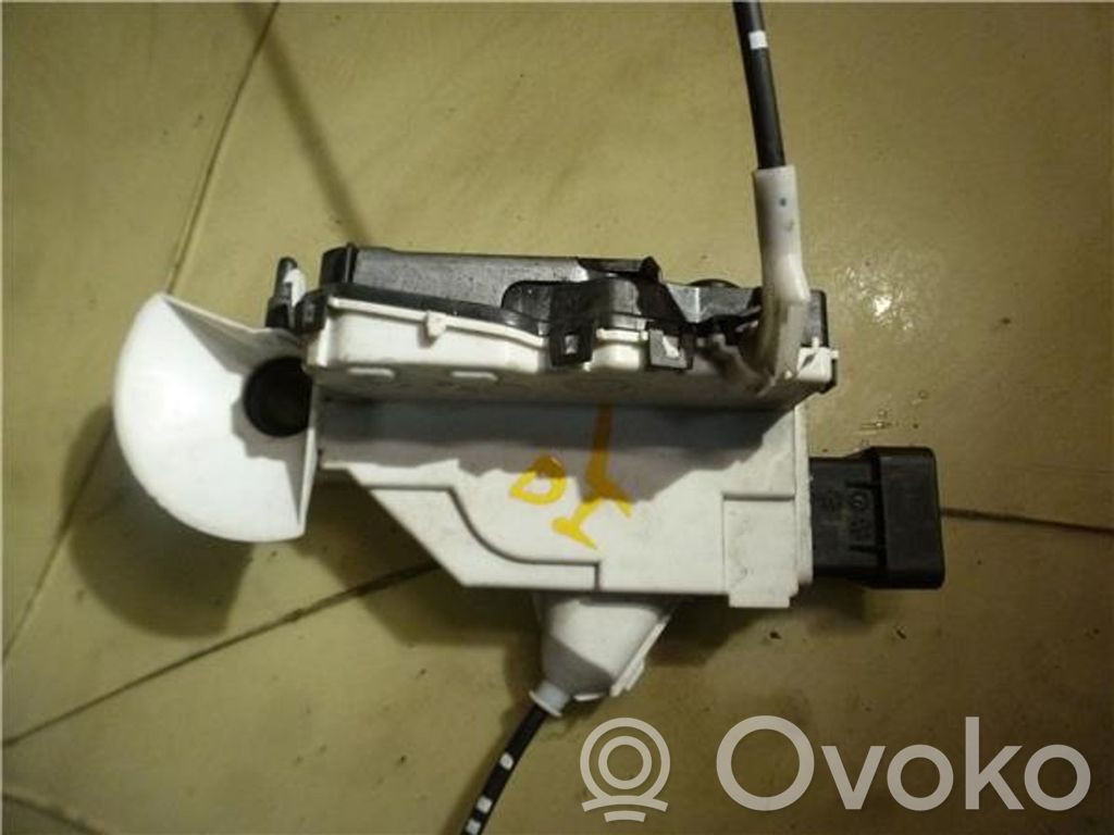 Citroen C3 Priekšpusē slēdzene 