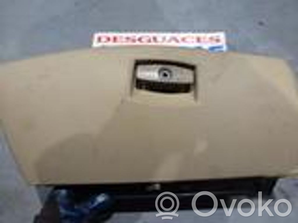 Glove box