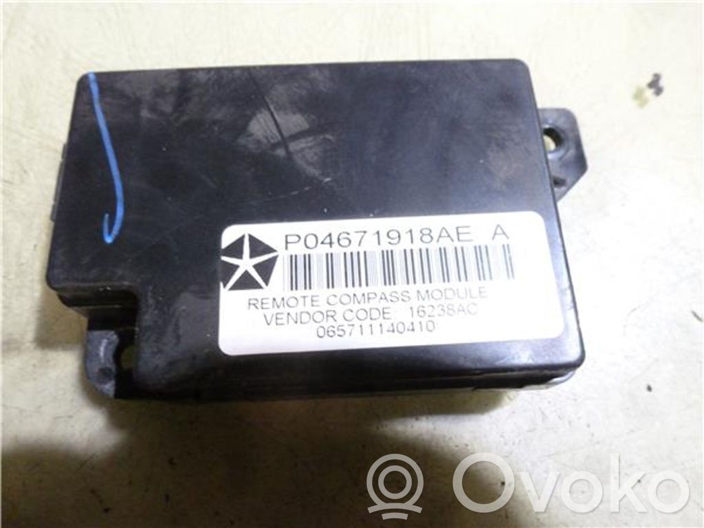 Unidad de control/módulo del motor   P04671918AE