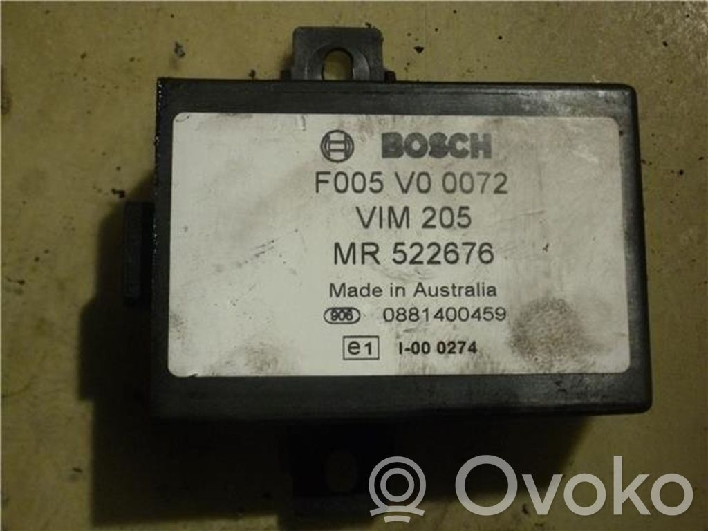 Engine control unit/module   MR522676,F005V00072