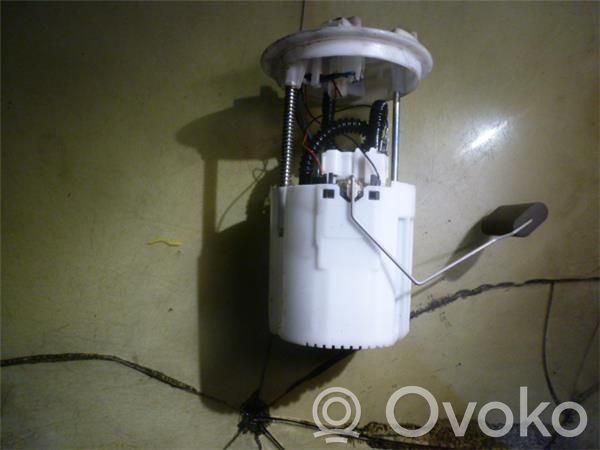 Opel Corsa D Bomba interna de combustible 