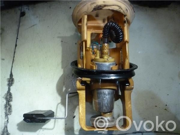Bomba interna de combustible   6750582,220214002002