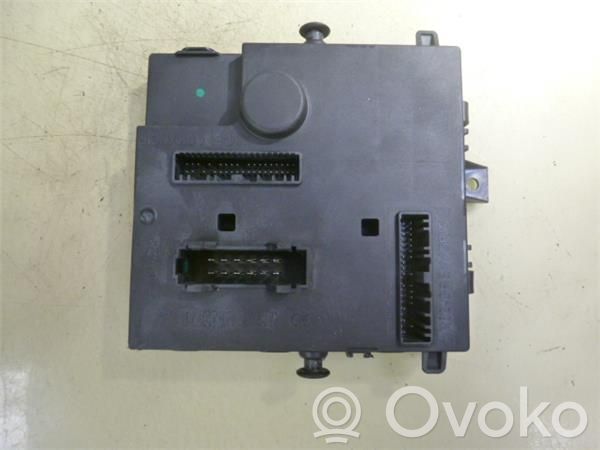 Renault Twingo II Fuse module 