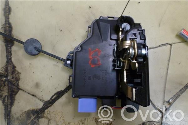 Volkswagen Golf V Încuietoare ușă față 
