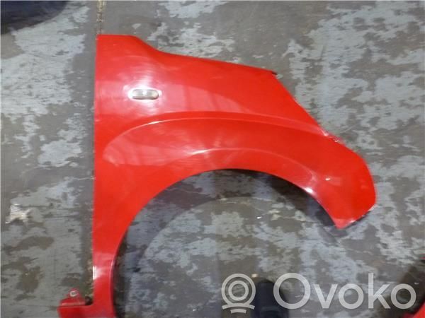 Fiat Fiorino Etulokasuojan reuna 