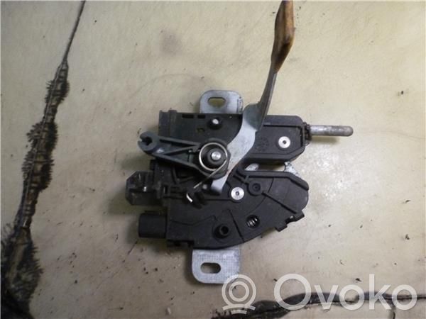 Ford Mondeo MK IV Tie down hook / loop 
