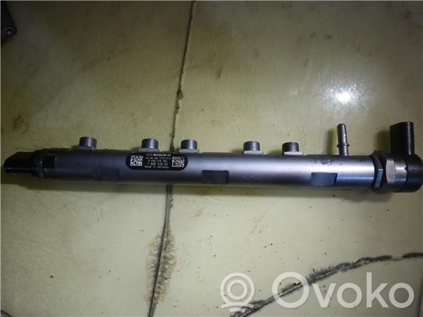 BMW 5 F10 F11 Rampa inyectora 