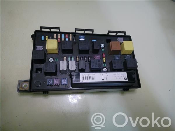 Opel Zafira B Engine control unit/module 