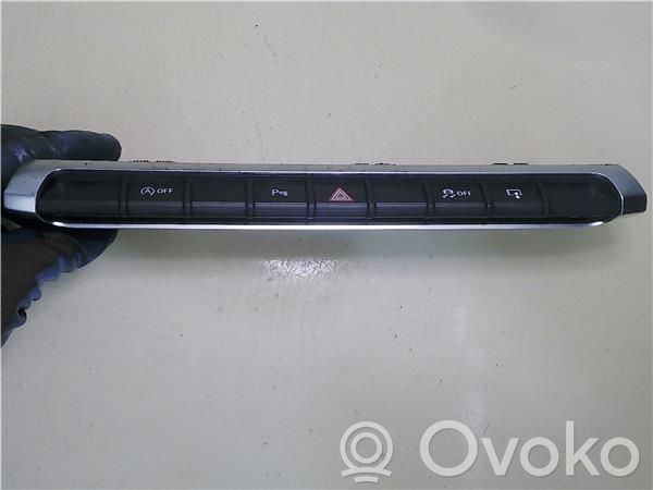 Audi A3 S3 8V Botón interruptor de luz de peligro 