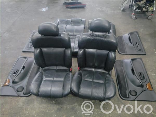 Seat set