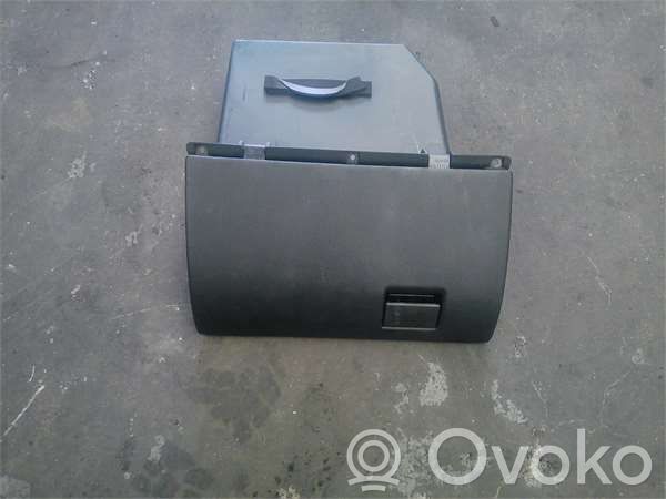 Guantera   90561334