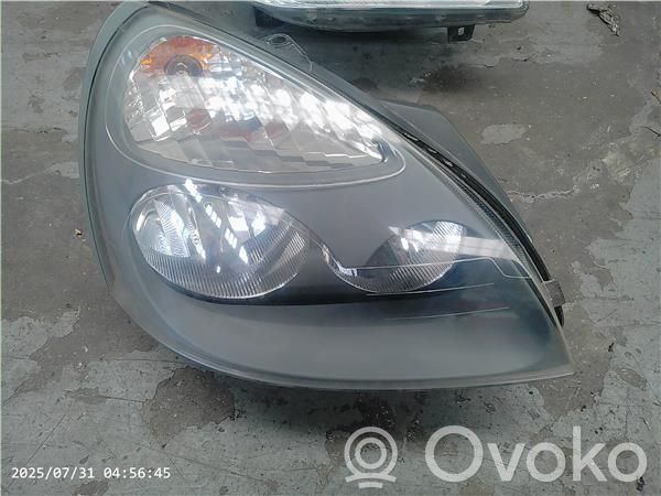 Renault Clio II Headlight/headlamp 