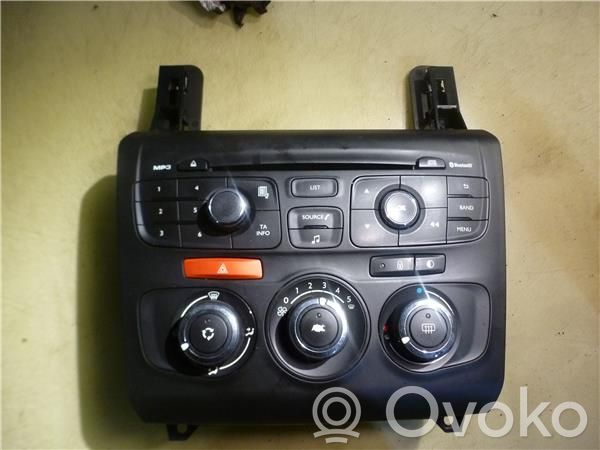 Citroen C4 II Przycisk / Włącznik klimatyzacji A/C 