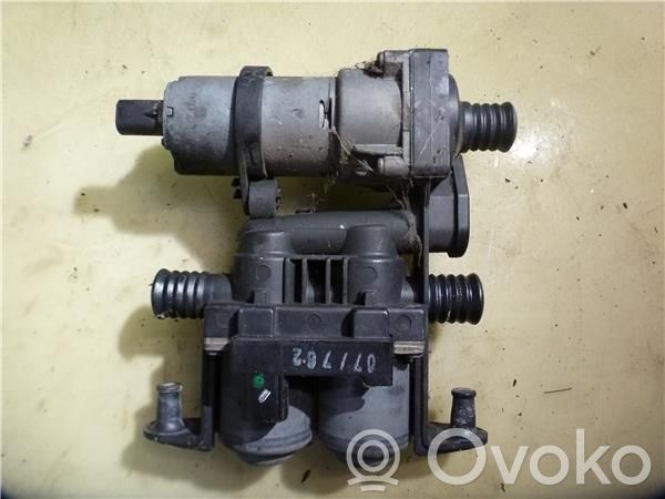 BMW 5 E39 Mazais radiators 