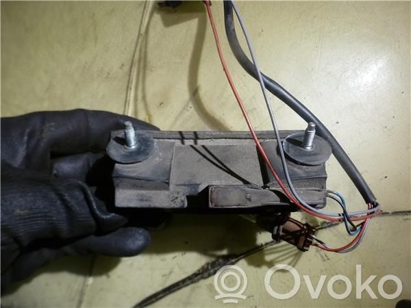 Opel Zafira B Takaluukun/tavaratilan luukun avauskytkin 
