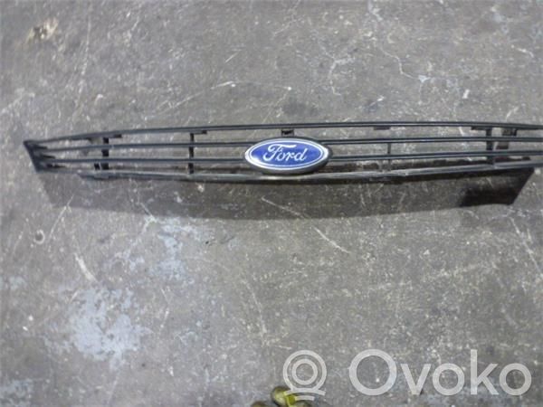 Ford Focus Front bumper lower grill 