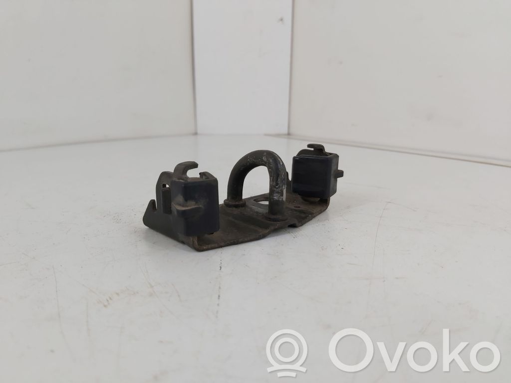 Engine bonnet/hood lock/latch loop/hook