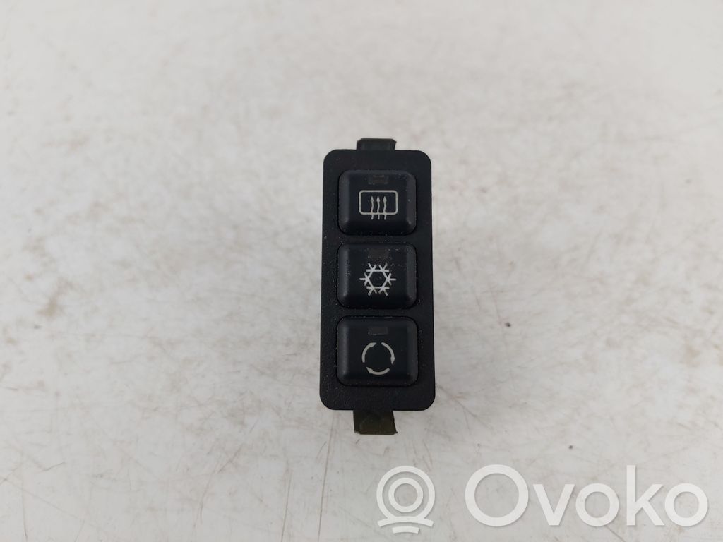 Windscreen/window heater switch   1391764,61311391764,03051000