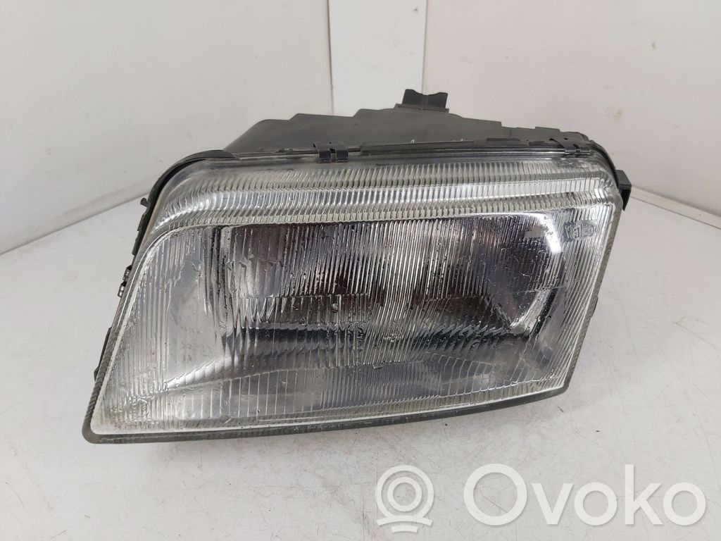 Audi A4 S4 B5 8D Headlight/headlamp 