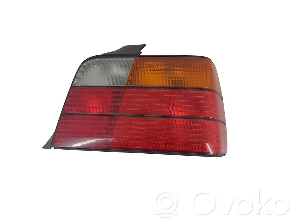 Rear/tail lights