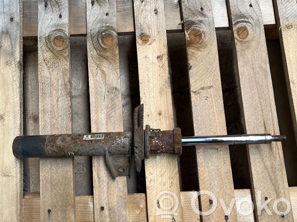 Volkswagen Golf V Front shock absorber/damper 