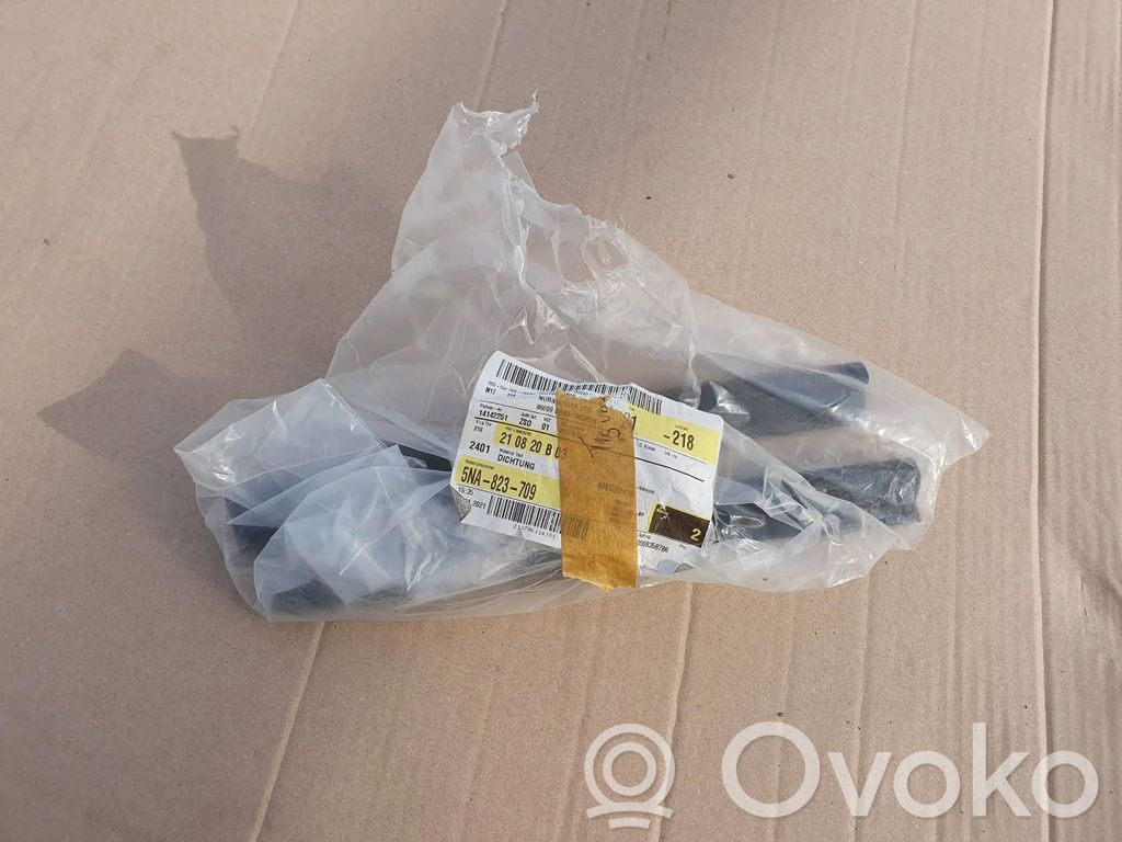 Volkswagen Tiguan Uszczelka pokrywy silnika / maski przedniej 