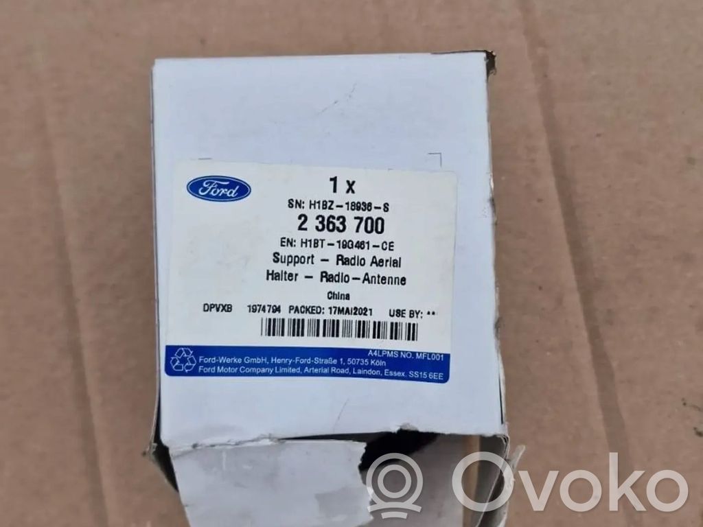 Ford Fiesta GPS-pystyantenni 