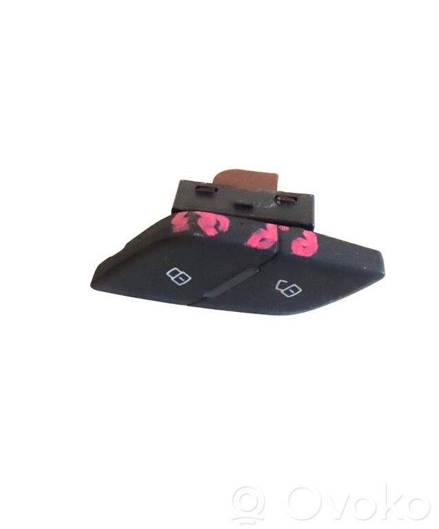 Audi Q3 8U Central locking switch button 