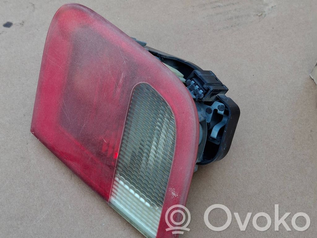 Tailgate rear/tail lights   8364924,230512,125439