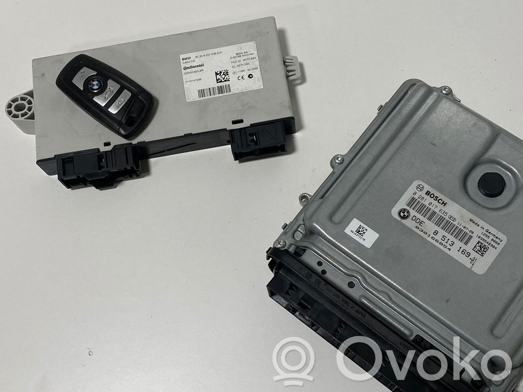 BMW 5 F10 F11 Engine control unit/module 