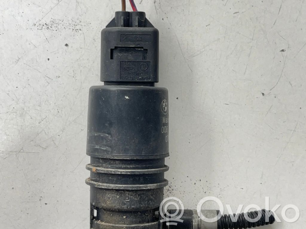 BMW 5 F10 F11 Windscreen/windshield washer pump 