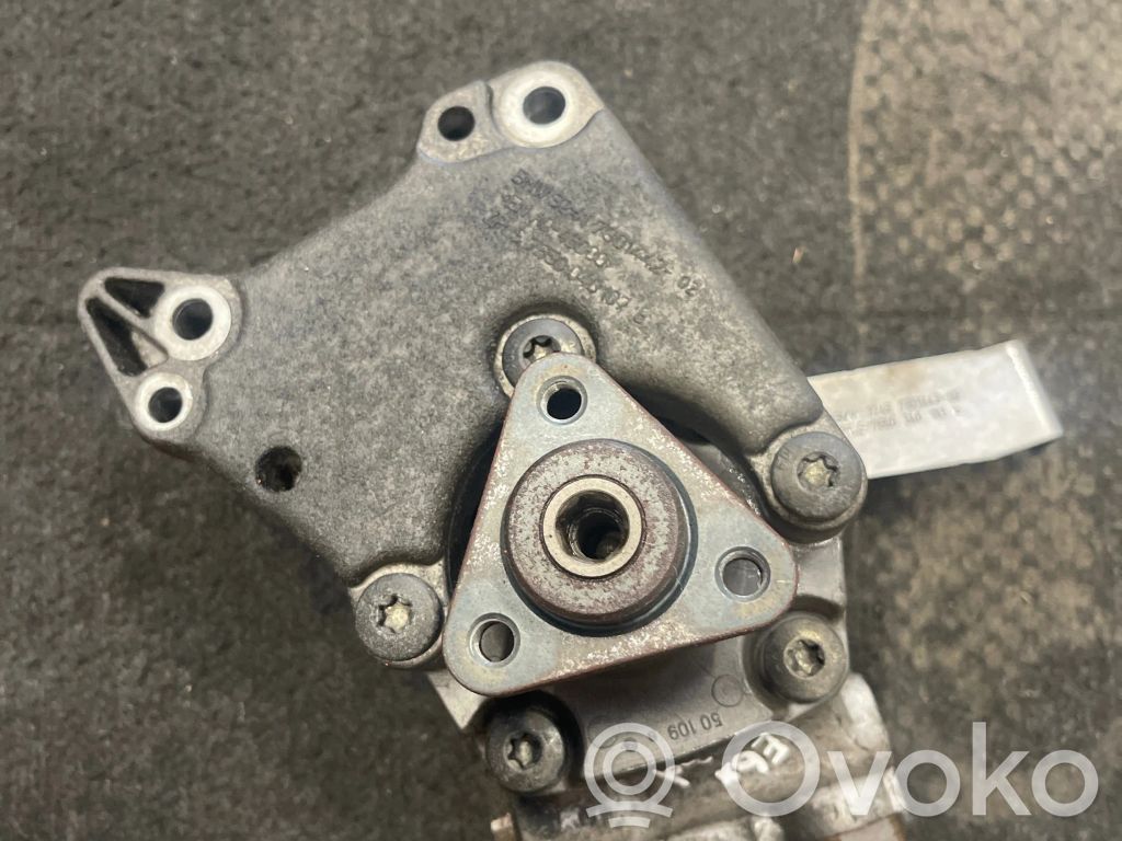BMW 5 E60 E61 Ohjaustehostimen pumppu 