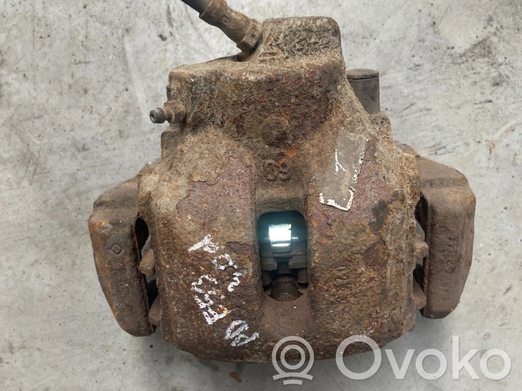 Front brake caliper   BMW6030