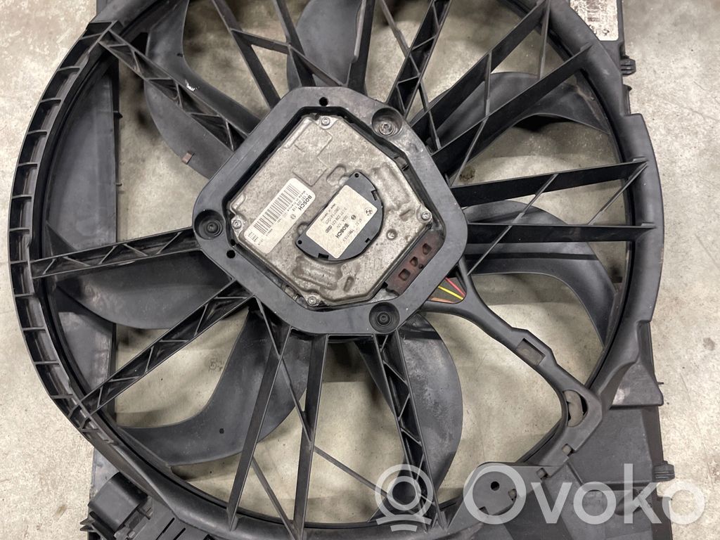 BMW 3 E90 E91 Elektrisks radiatoru ventilators 