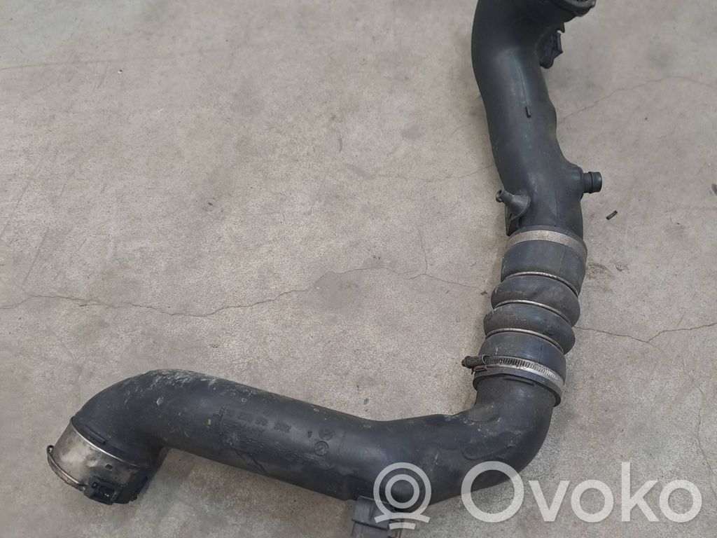 BMW 5 GT F07 Furtun/conductă intercooler 