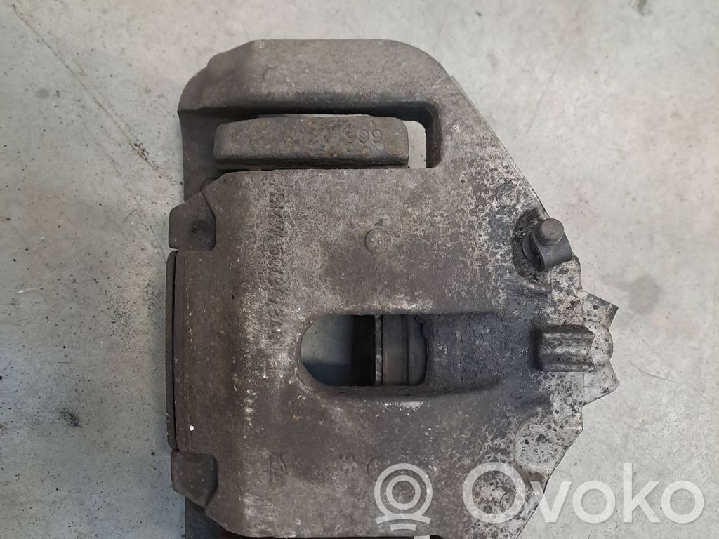 BMW 5 F10 F11 Front brake caliper 
