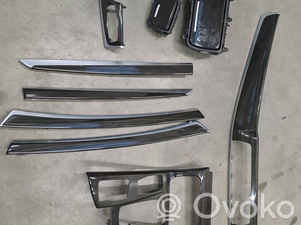 BMW 5 F10 F11 Zestaw ozdobnych elementów wyposażenia wnętrz 