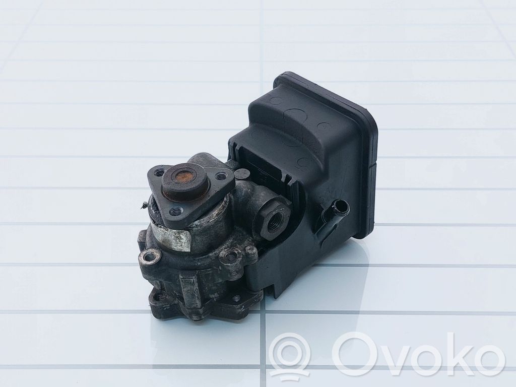 BMW 3 E46 Power steering pump 